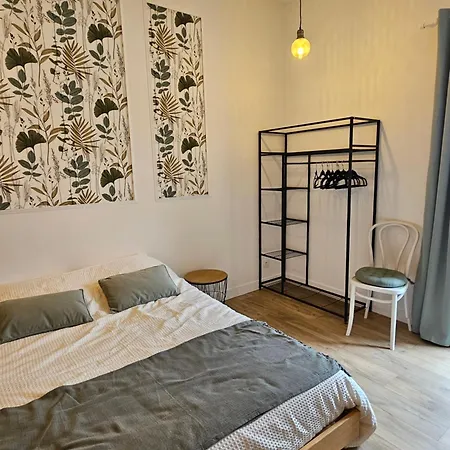Holiday home Studio Avec Piscine Partagee Montcel (Puy-de-Dome)