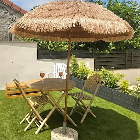Studio Avec Piscine Partagee * Montcel (Puy-de-Dome)
