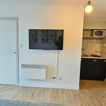 Studio Avec Piscine Partagee Holiday home
